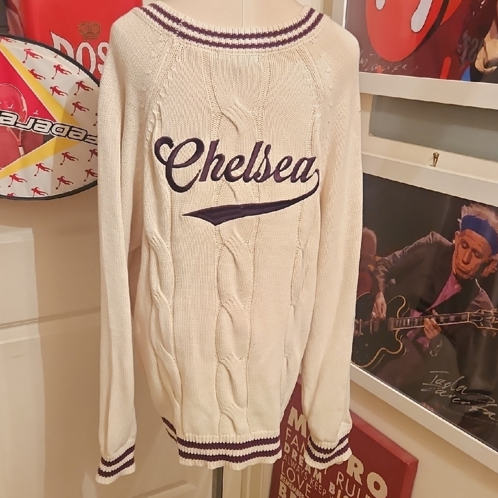 Forever 21 Cream Cardigan with Burgandy Applique and Trim - Picture 3 of 8